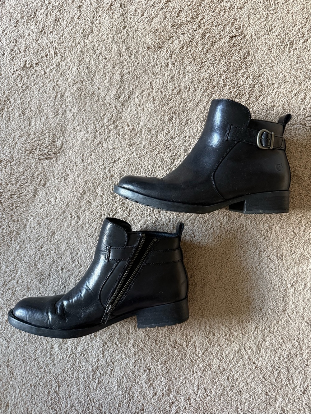 Born Black Leather Ankle Boots with Side Zip & Buckle Detail - Women size 8 - Picture 2 of 6